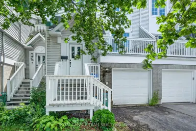 78 Castlegreen Private 100, Hunt Club - South Keys And Area, On K1t 3n3