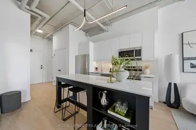 685 Richmond Street 203, London East, On N6a 5m1