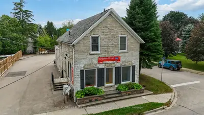 450 Queen Street E, St. Marys, On N4x 1a5