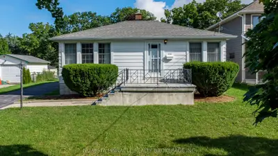 Detached in London South
