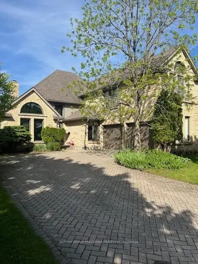 Detached in London North