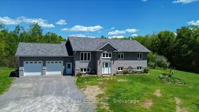 1696 County Road 504 Road, North Kawartha, On K0l 1a0