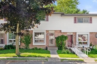 Condo Townhouse in London East