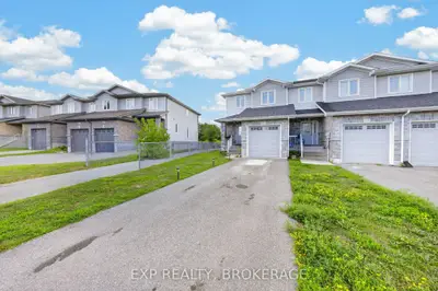 925 Blossom Street, Kingston, On K7p 0n2