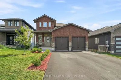 92 Northumberland Boulevard, Quinte West, On K8v 0l1