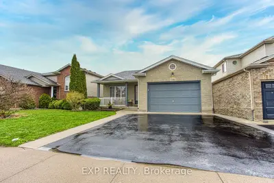 7192 Kelly Drive, Niagara Falls, On L2h 3k1