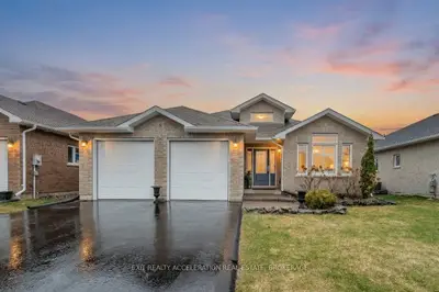 Detached in Greater Napanee