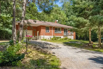 561 Long Lake Road, Madawaska Valley, On K0j 1b0