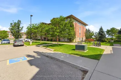 19 Waterford Drive 403, Guelph, On N1l 0j1