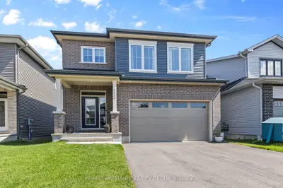 Detached in Stittsville - Munster - Richmond