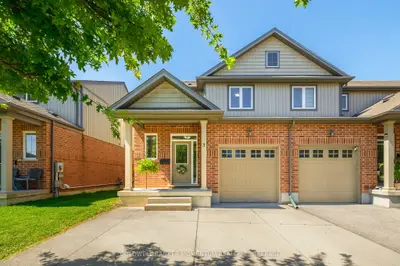 Att/Row/Townhouse in St. Catharines