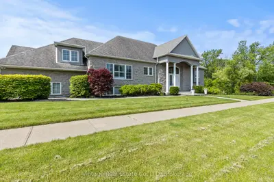3689 Cardinal Drive, Niagara Falls, On L2h 2y1