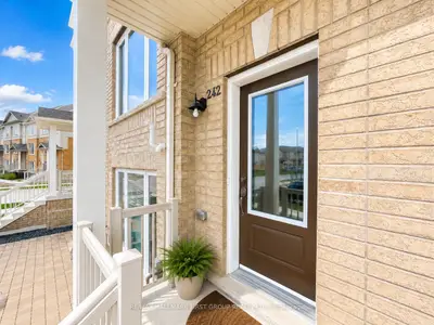 242 Law Drive 60, Guelph, On N1e 0h5