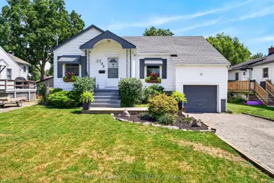 109 Linwood Avenue, Port Colborne, On L3k 5j8