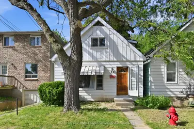 70 Ward Avenue, Hamilton, On L8s 2e9