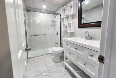 1600 CULVER Drive 20, London East, ON N5V 3H5