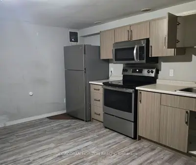 1600 CULVER Drive 20, London East, ON N5V 3H5