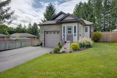 10 Sheffield Street, Southgate, On N0c 1b0