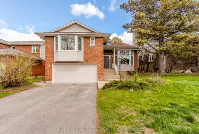 39 Huntings End Avenue, Kanata, On K2m 1r2