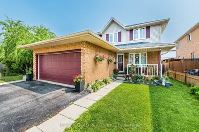 6 Moffatt Lane, Guelph, On N1g 5e8