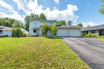 4 BANTING Drive, Deep River, ON K0J 1P0