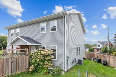 28 Hope Street N, Port Hope, On L1a 2n5