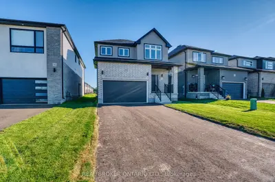 46 Ford Drive, Stratford, On N5a 0l3