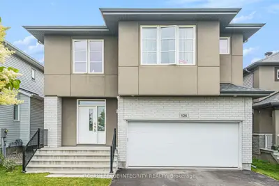 126 Groningen Street, Kanata, On K2v 0c4