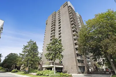 71 Somerset Street W 1801, Ottawa Centre, On K2p 2g2