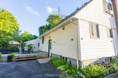6088 Dorchester Road, Niagara Falls, On L2g 5t2