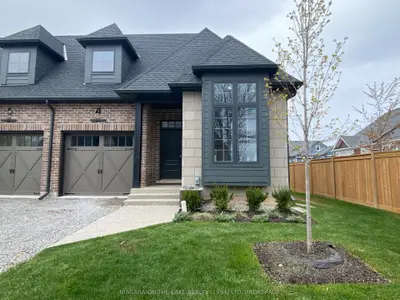 25 Sorensen Court 4, Niagara-on-the-lake, On L0s 1j0
