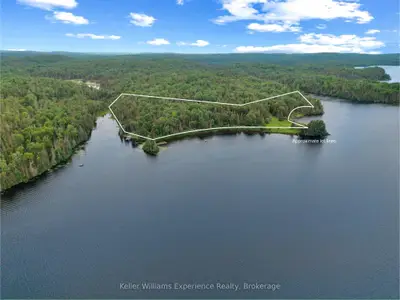 9000 Galeairy Lake, South Algonquin, On K0j 2m0