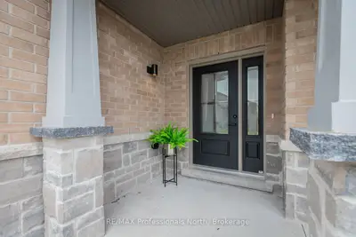 75 Eaglecrest Avenue, Huntsville, On P1h 0g5