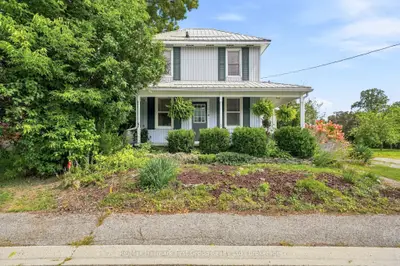 435 Minnie Avenue, Tweed, On K0k 3j0
