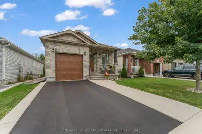 1604 Jade Avenue, Kingston, On K7p 0m1