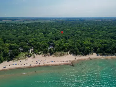 10287 Christie Boulevard, Lambton Shores, On N0m 1t0