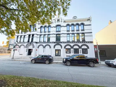 28 Finkle Street 3, Woodstock, On N4s 8e9