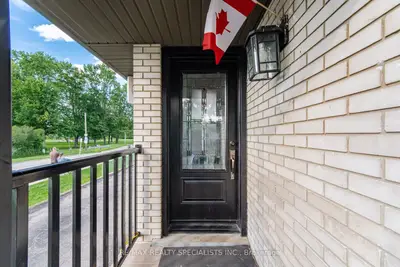 60 Elmwood Avenue, Cambridge, On N1r 4y2