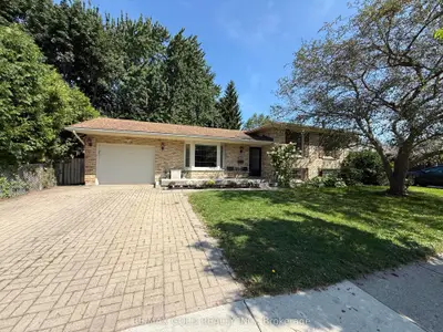 670 Grenfell Drive, London North, On N5x 2c5