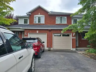 Att/Row/Townhouse in Cyrville - Carson Grove - Pineview