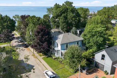 28 West Street, Prince Edward County, On K0k 3l0