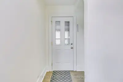 150 Crosthwaite Avenue N, Hamilton, On L8h 4v5
