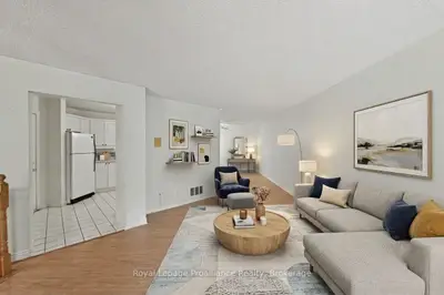245 Elgin Street W 201, Cobourg, On K9a 5m1