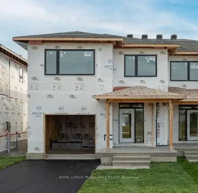 Att/Row/Townhouse in Brockville
