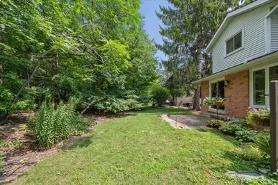 220 Kingswood Drive 7, Kitchener, On N2e 2k2