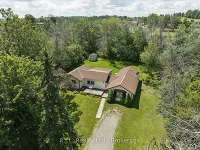 476 Causeway View Road S, Selwyn, On K0l 1t0