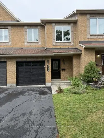 Att/Row/Townhouse in Orleans - Cumberland and Area