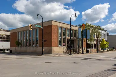 899 2nd Avenue, Owen Sound, On N4k 2h2