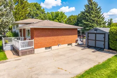 198 MAIN Street N, Huron East, ON N0K 1W0