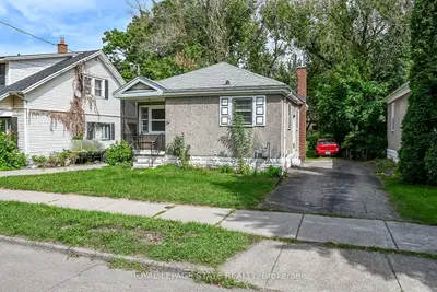 47 Broadway Avenue, Hamilton, On L8s 2v6